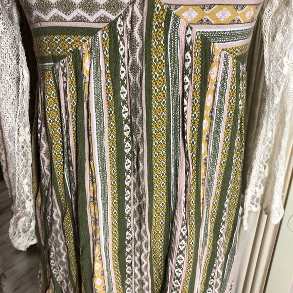NWOT-SZ S-ANDRÉE GREEN/CREAM/LACE SLEEVE DRESS - Picture 8 of 8